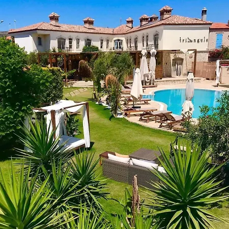 Triangulo Отель Алачати