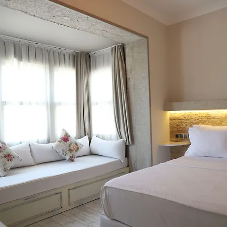 Triangulo Отель Алачати