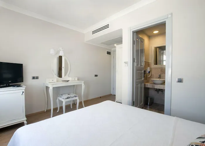 Triangulo 2* Alaçatı