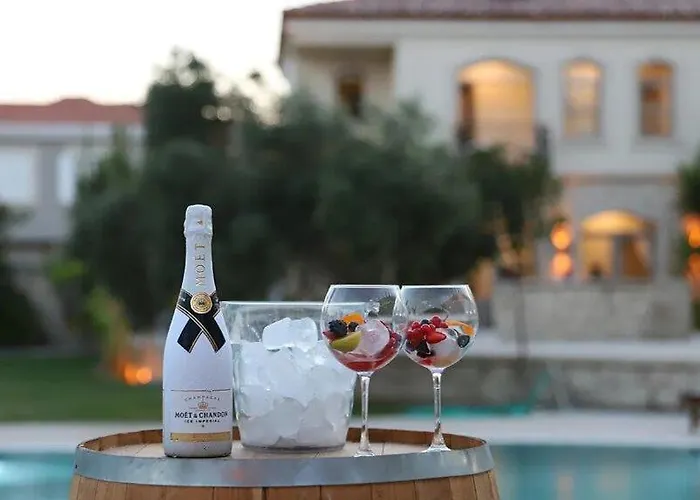 Triangulo 2* Alacati